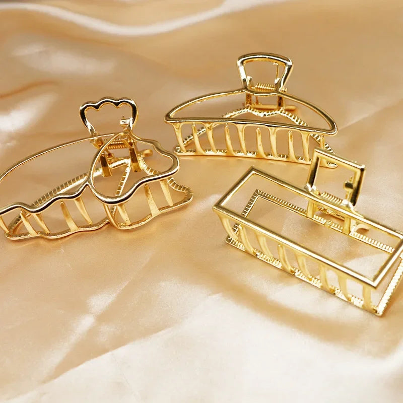 Gold Butterfly Hair Claw Clip – Elegant Geometric Headwear for Women