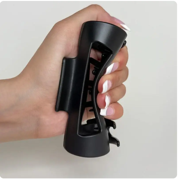 Silky Smooth Shark Hair Grip